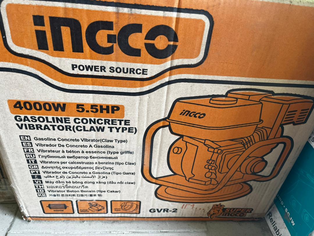 Gasoline Concrete Vibrator 4000W (Claw type)